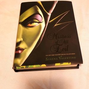 EUC Disney / Hyperion "Mistress of All Evil" Hardcover Book #4 of 10